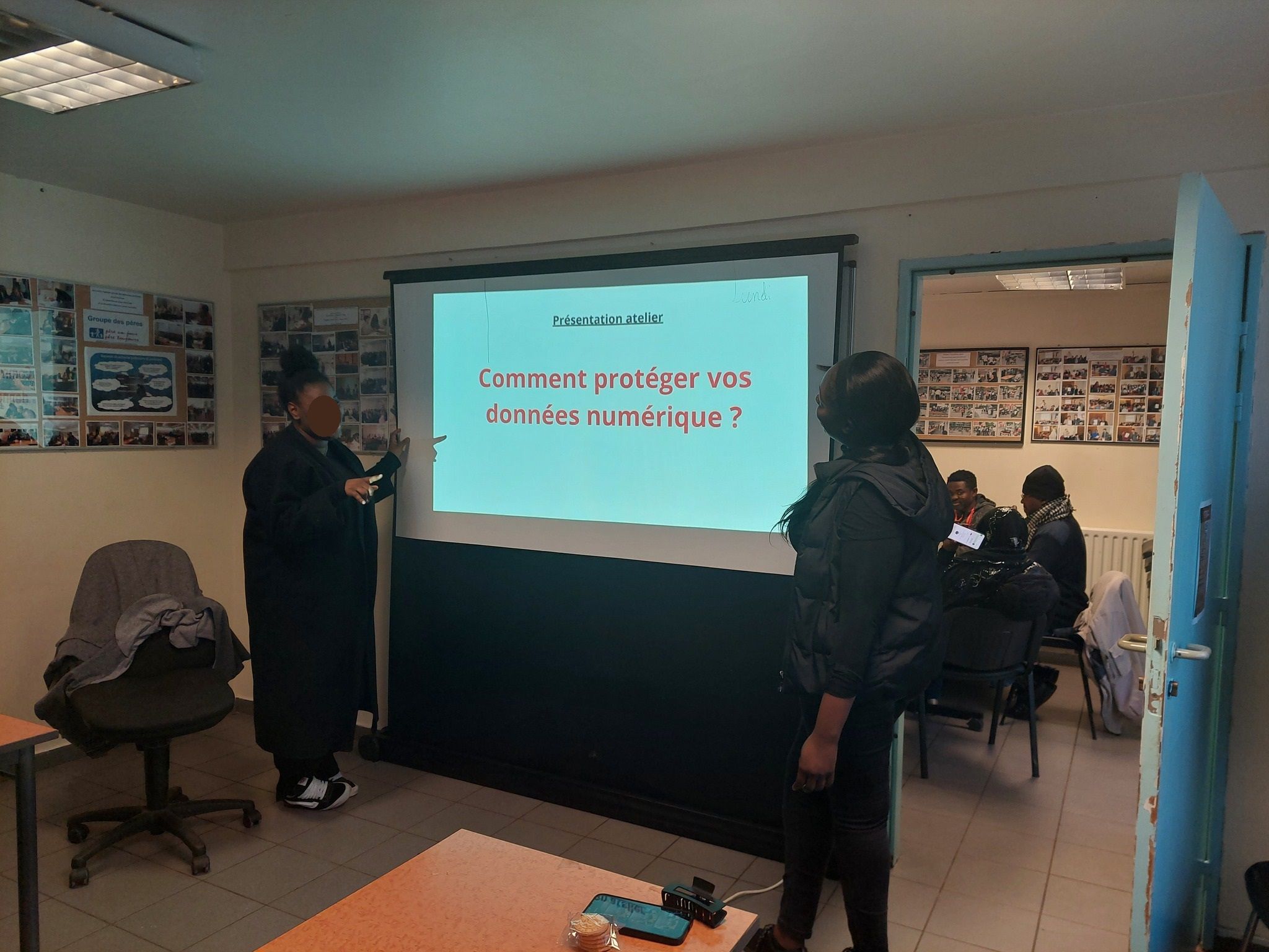 Photo de l'atelier. 